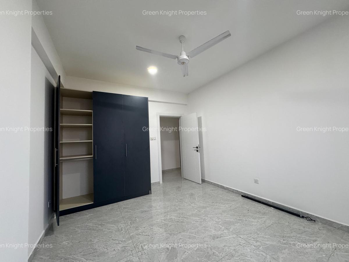 Serviced 3 Bed Apartment with En Suite in Nyali Area - 8