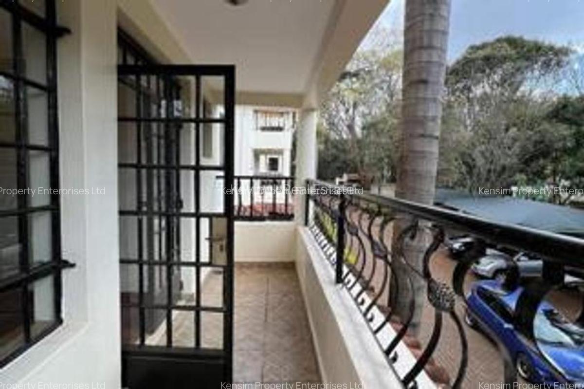 5 Bed Townhouse with En Suite in Lavington - 8
