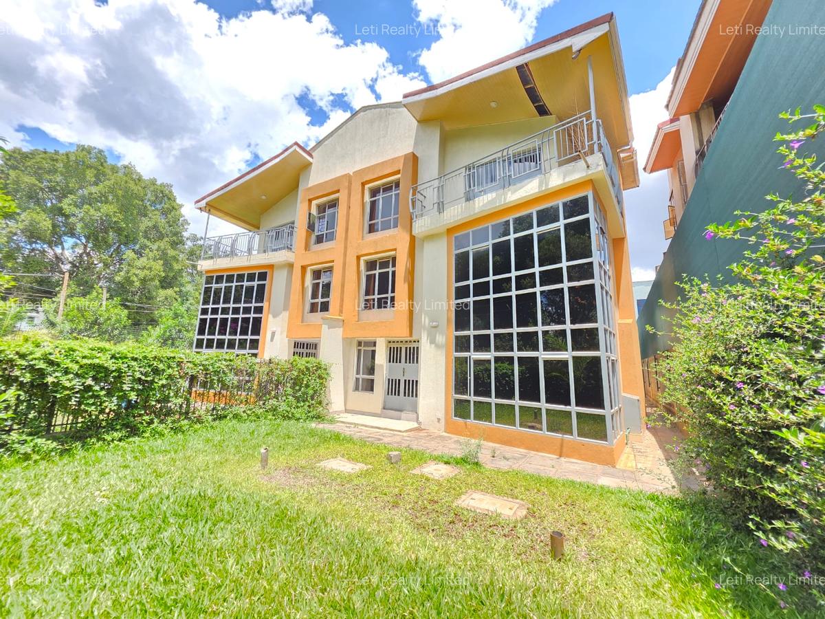 5 Bed Townhouse with En Suite in Lavington - 5