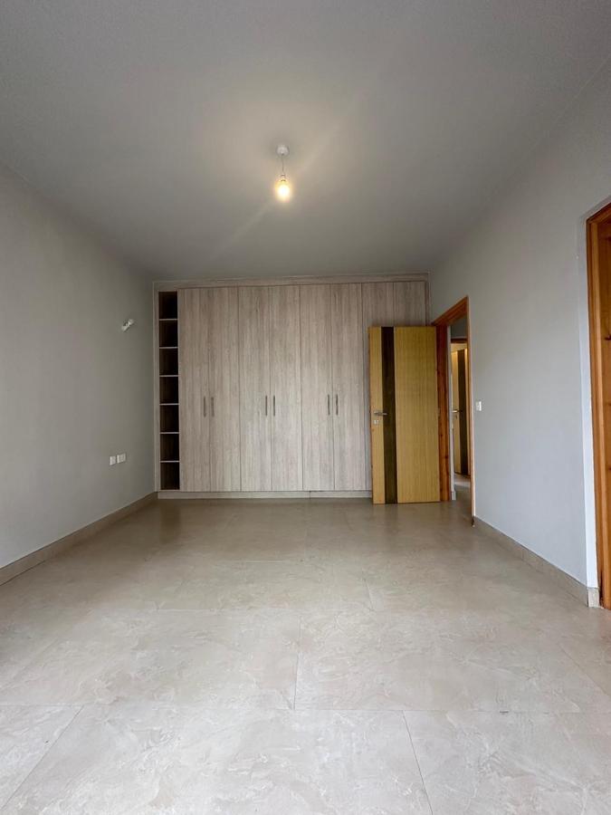 4 Bed Apartment with En Suite at Mandera Road - 10