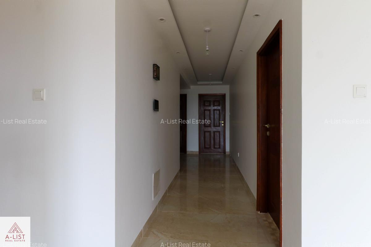 4 Bed Apartment with En Suite at General Mathenge - 9