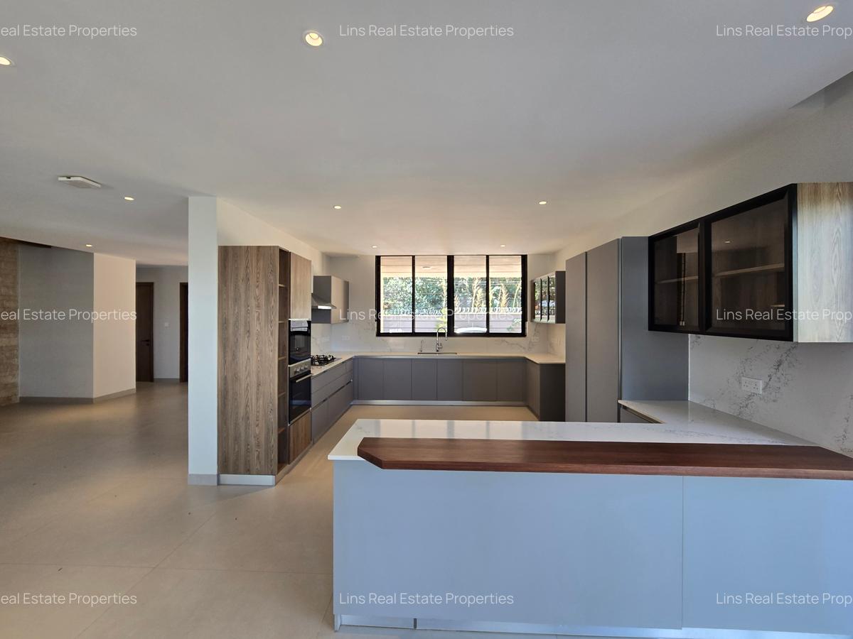 4 Bed Townhouse with En Suite in Loresho - 20