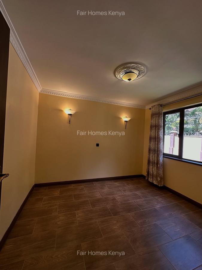 5 Bed Townhouse with En Suite at Muthangari Drive - 12