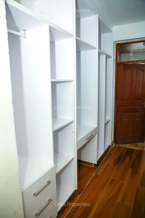 5 Bed Townhouse with Staff Quarters at Airport Road - 15