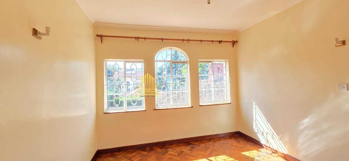 5 Bed House with En Suite in Kitisuru - 3