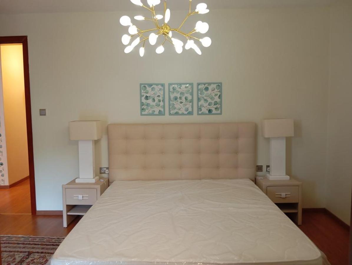 Furnished 3 Bed Apartment with En Suite at Parklands Near Regal Plaza - 6