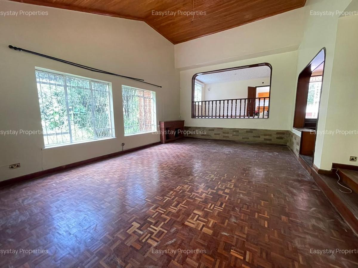 5 Bed Townhouse with En Suite in Kyuna - 6