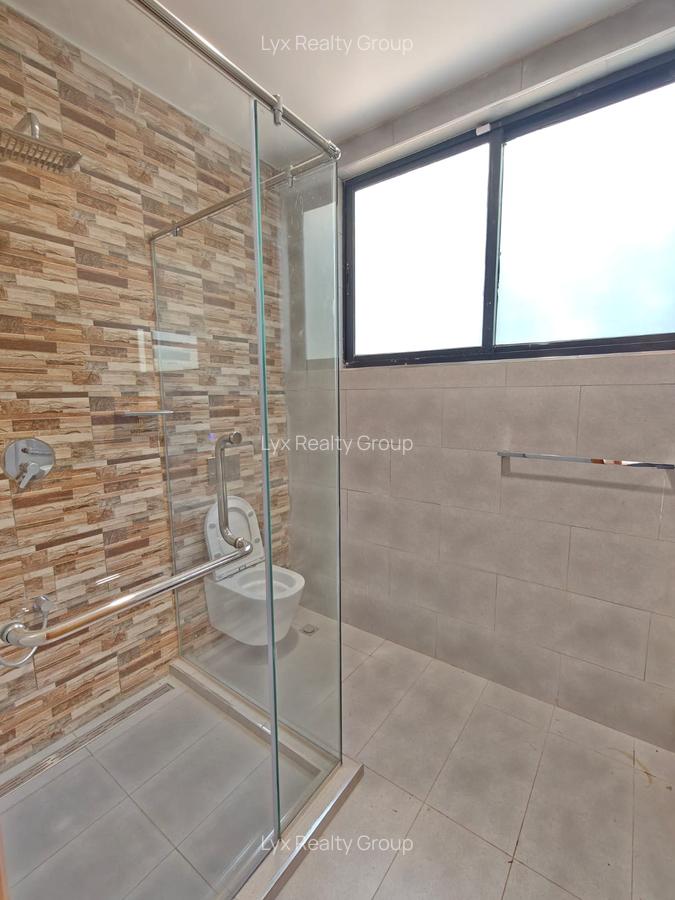 3 Bed Townhouse with En Suite in Karen - 8