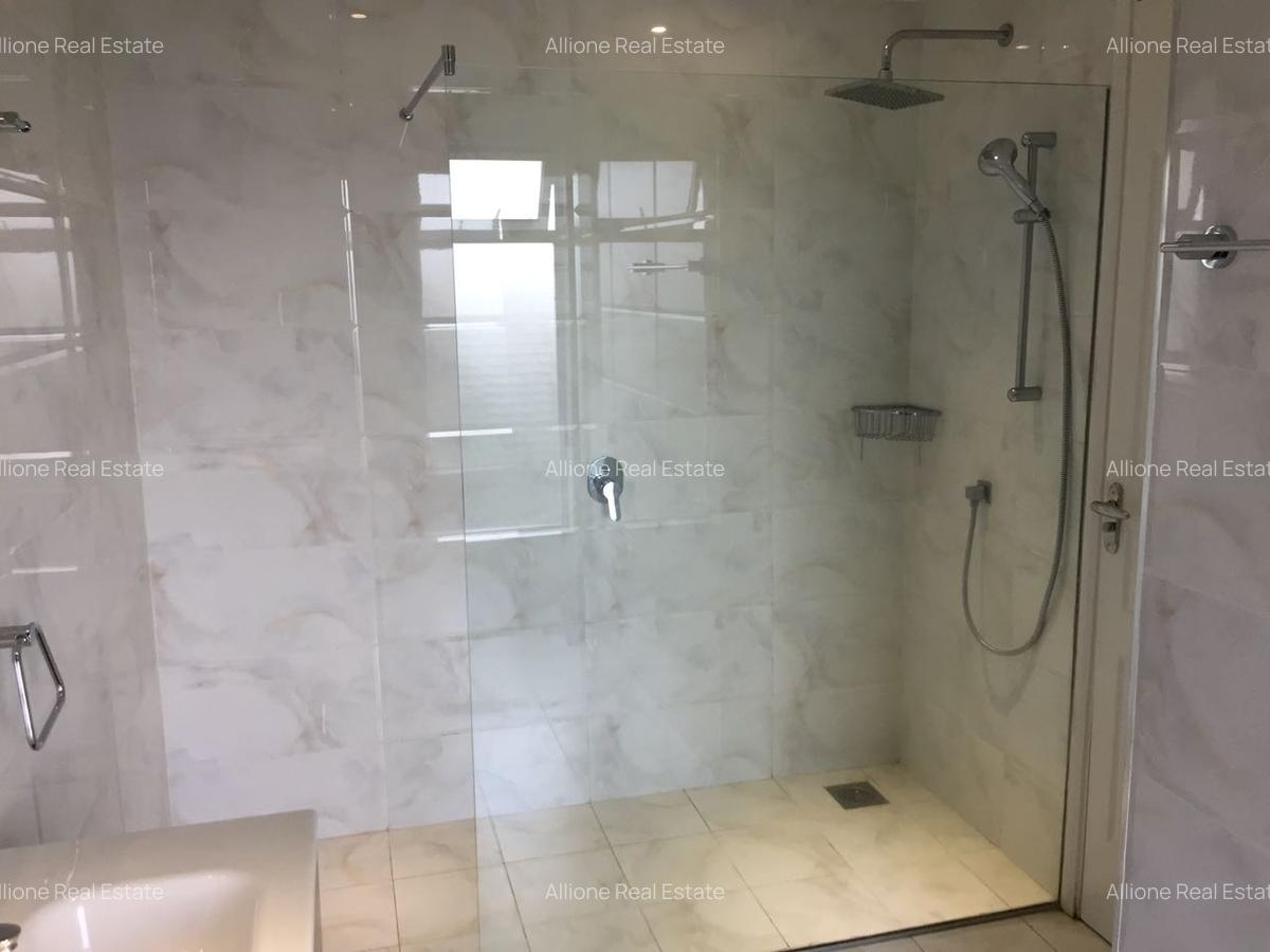 Serviced 2 Bed Apartment with En Suite at Rhapta Road - 11