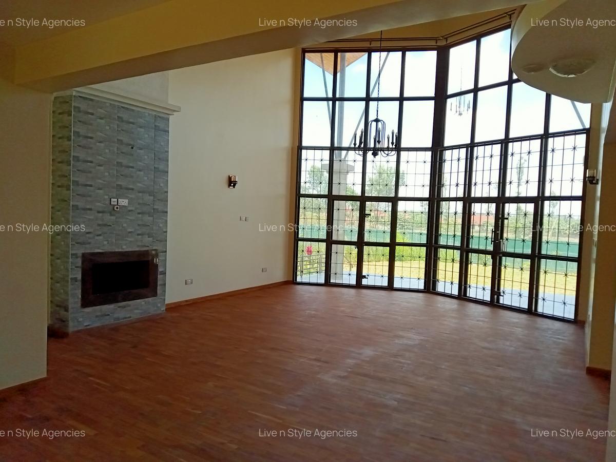 5 Bed House with En Suite in Runda - 5