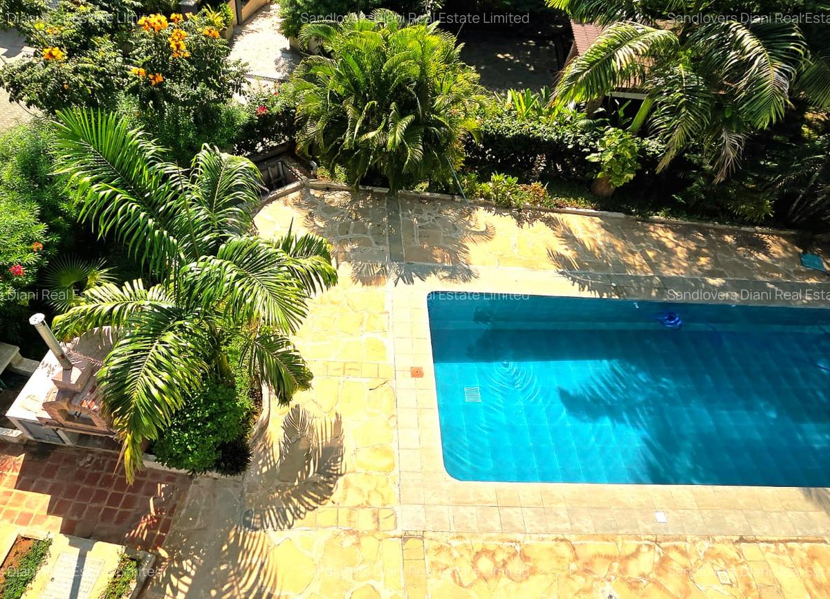 4 Bed Villa with En Suite in Diani - 3