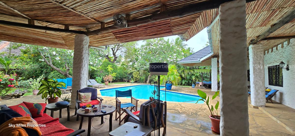 3 Bed Villa with En Suite at Mtwapa La-Marina - 12