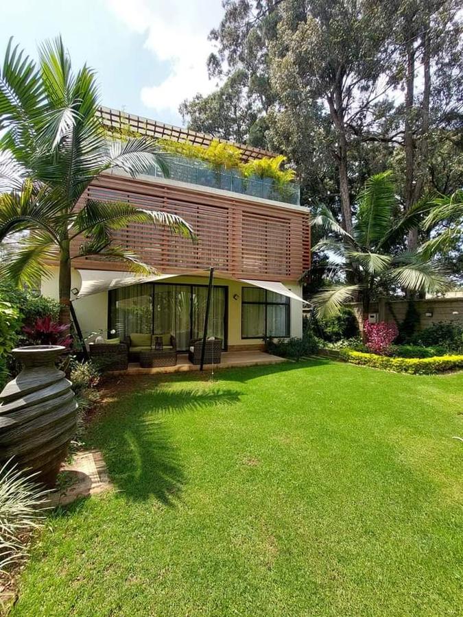 3 Bed Townhouse with En Suite in Lavington - 2