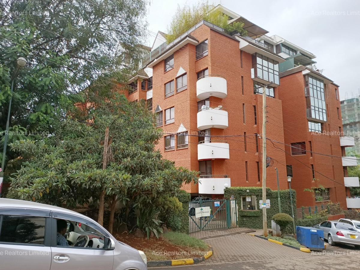 3 Bed Apartment with En Suite at Lantana Road - 1