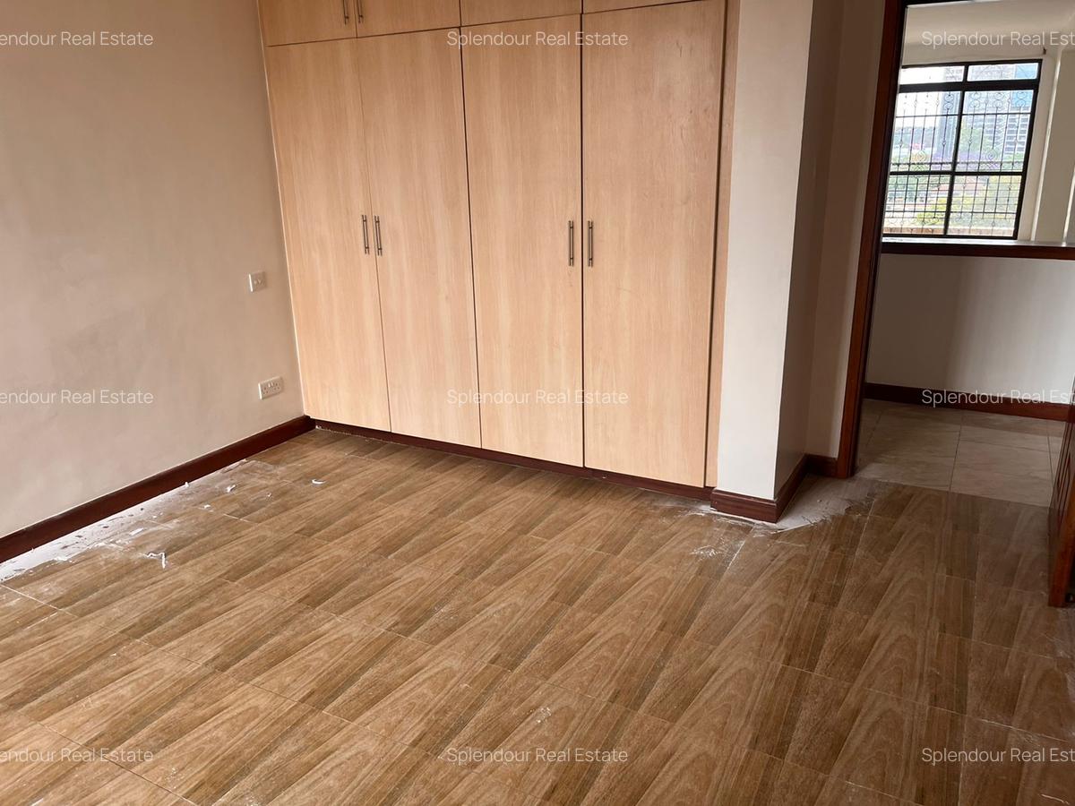3 Bed Apartment with En Suite in Parklands - 3