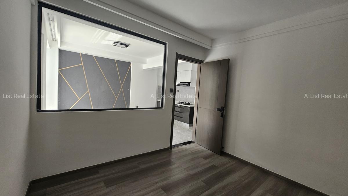 1 Bed Apartment with En Suite at Valley Arcade - 5