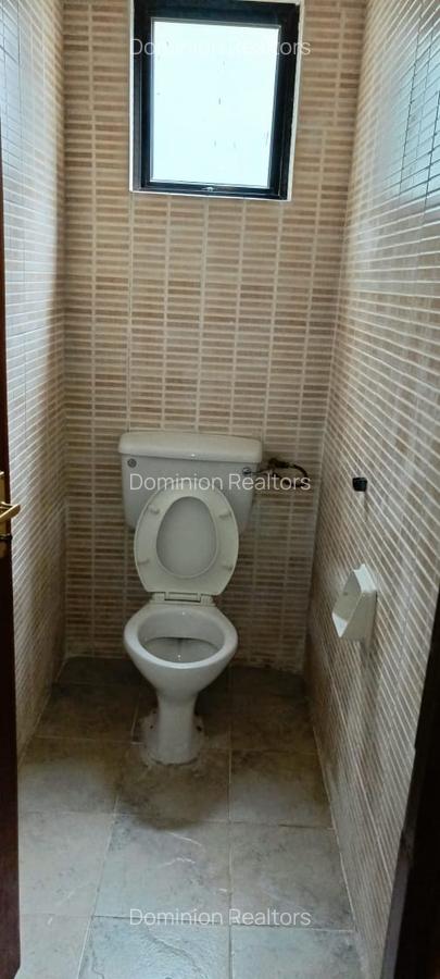 3 Bed Apartment with En Suite in Westlands Area - 12
