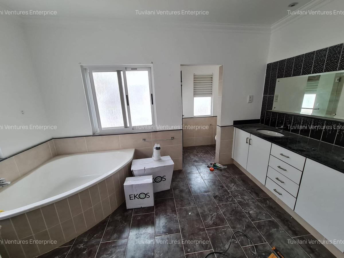 Serviced 3 Bed Apartment with En Suite at Nyali - 18