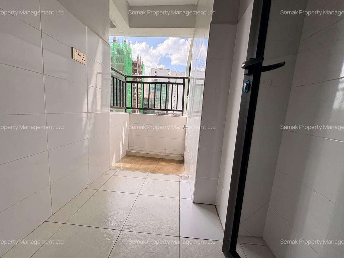 2 Bed Apartment with En Suite in Parklands - 6