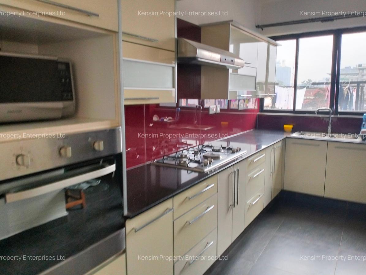 3 Bed Apartment with En Suite in Westlands Area - 2