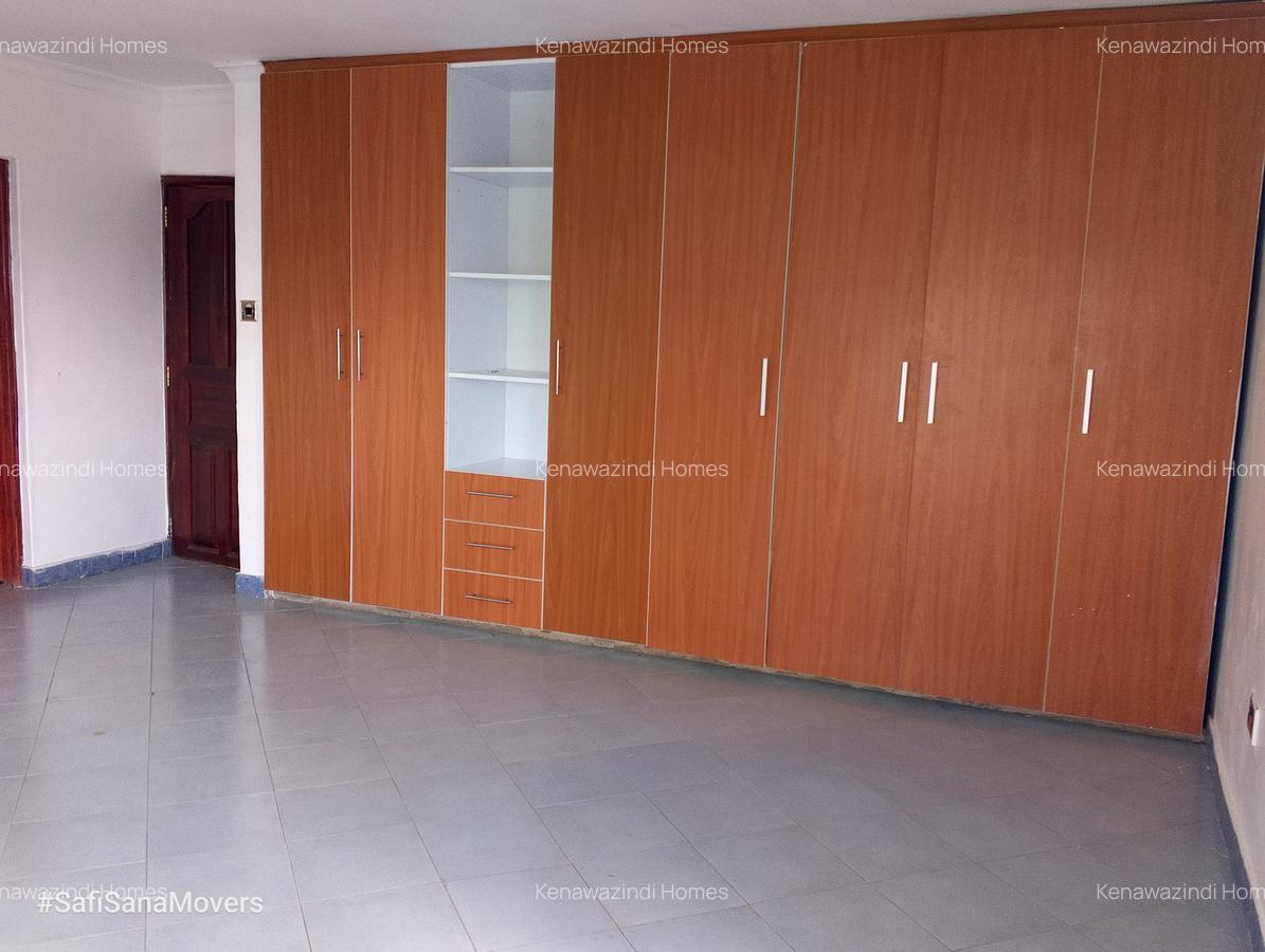 5 Bed House with En Suite at Syokimau - 5