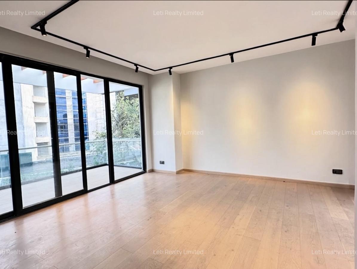 4 Bed Townhouse with En Suite in Lavington - 3