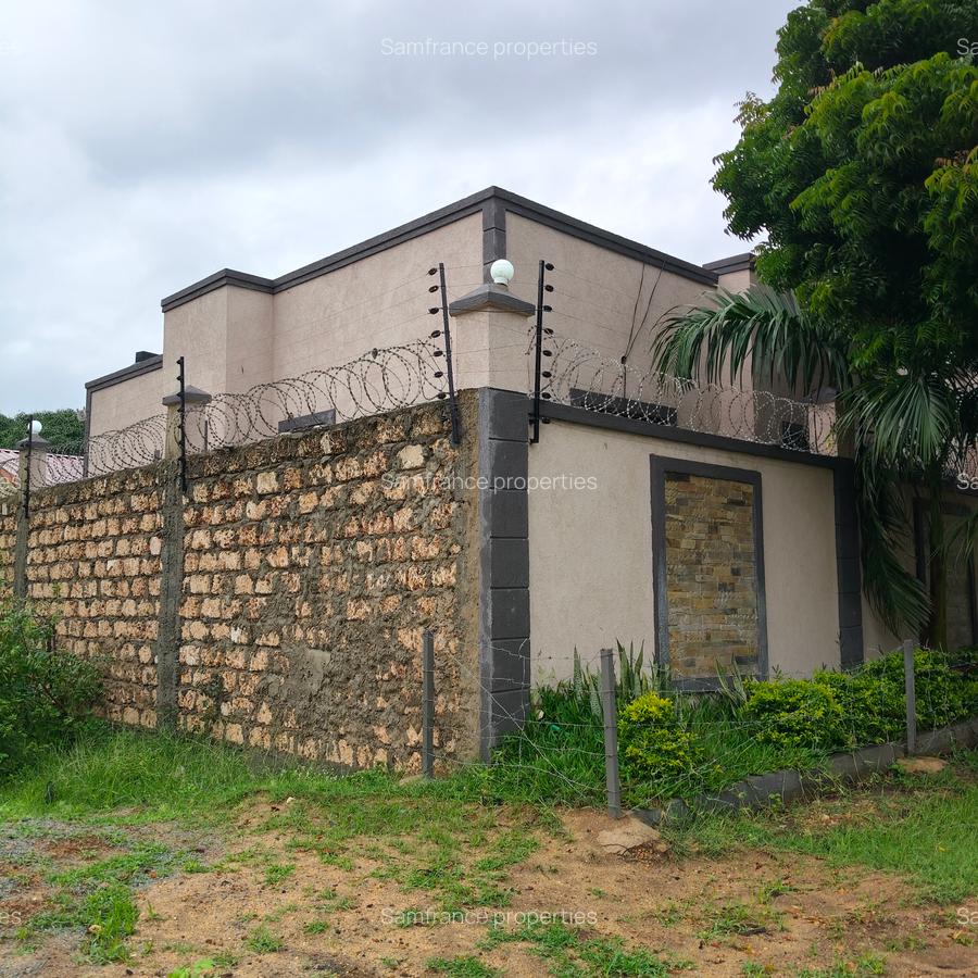 2 Bed Villa with En Suite at Utange - 4