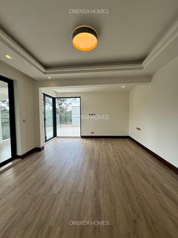 6 Bed Villa with En Suite in Kitisuru - 2