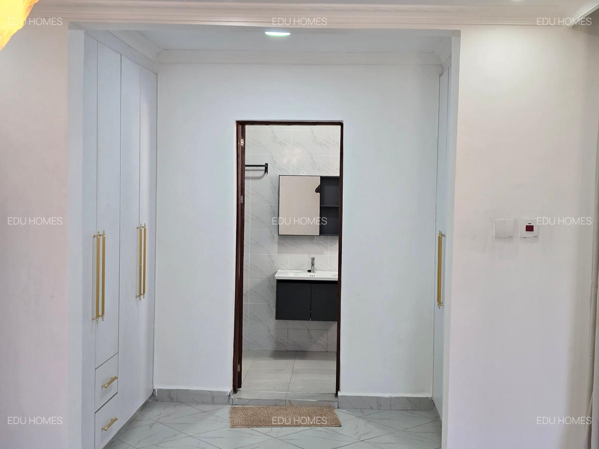 4 Bed Townhouse with En Suite at Thikaroad - 18