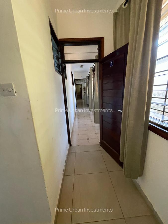 7 Bed Villa with En Suite in Mtwapa - 17