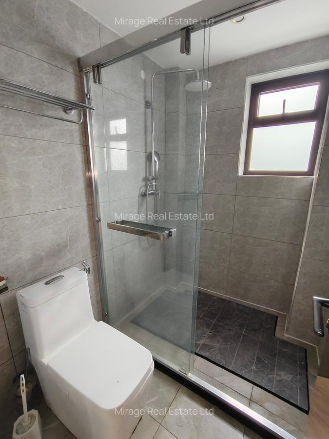 3 Bed Apartment with En Suite in Riverside - 14