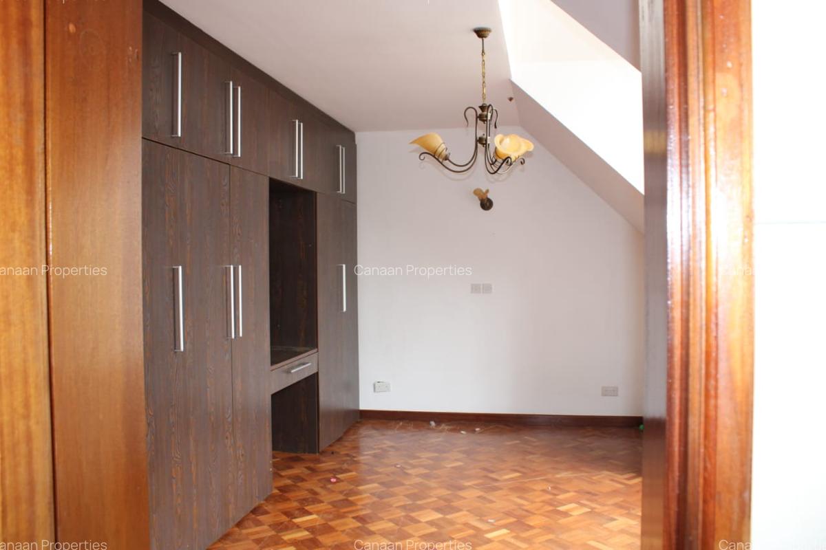 5 Bed Townhouse with Staff Quarters in Lavington - 13