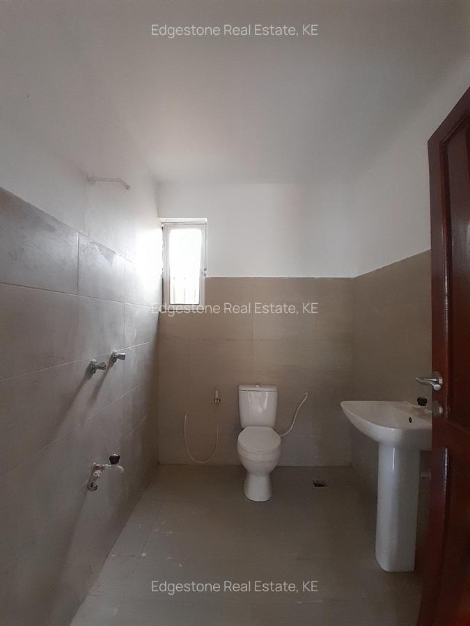 2 Bed Apartment with En Suite in Mtwapa - 6