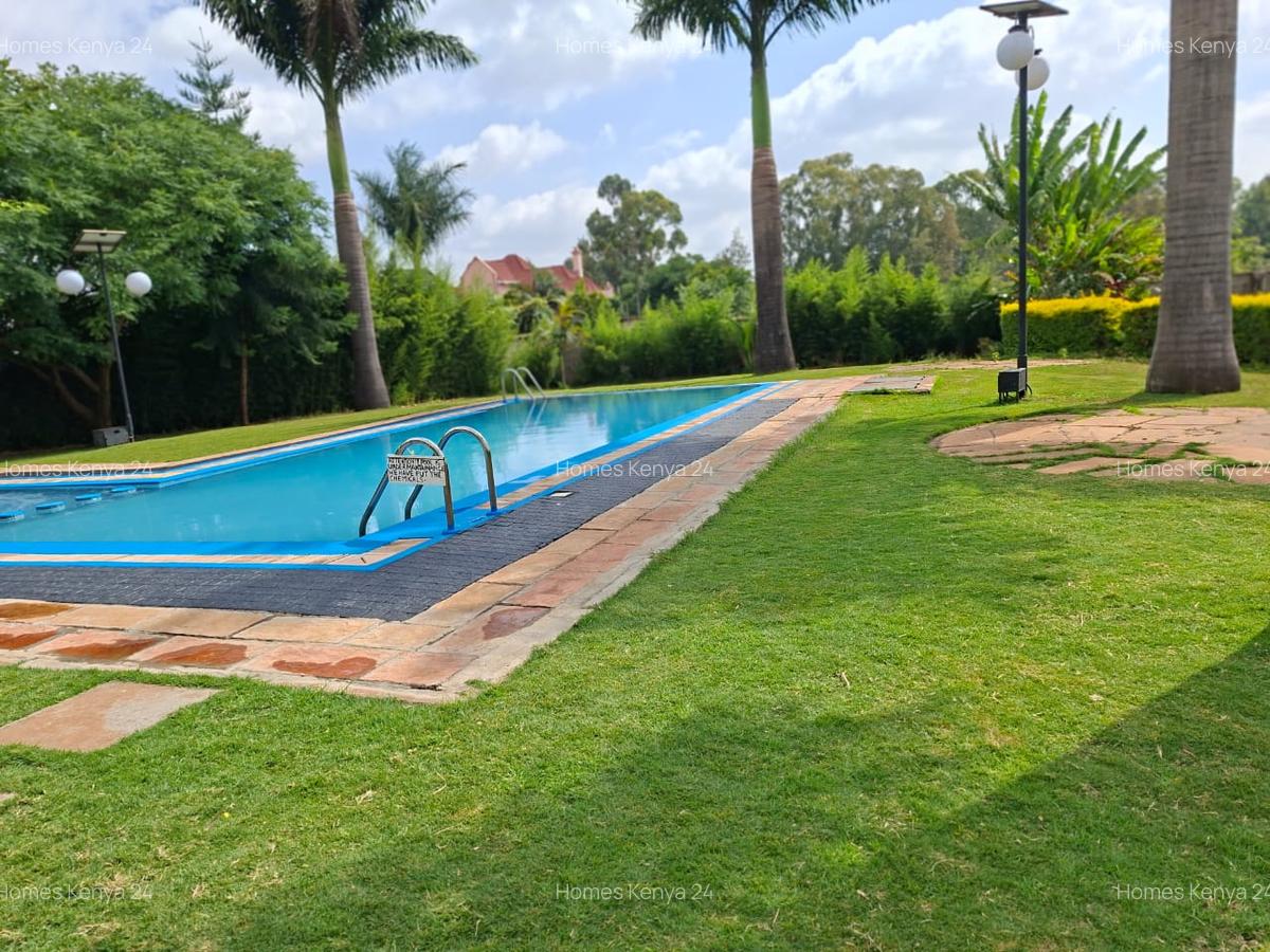 4 Bed Townhouse in Ridgeways - 4