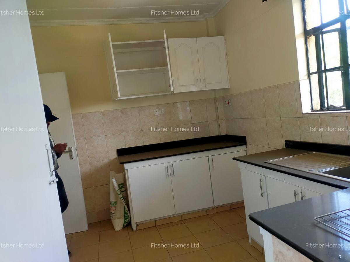 3 Bed Apartment with En Suite in Ngara - 12