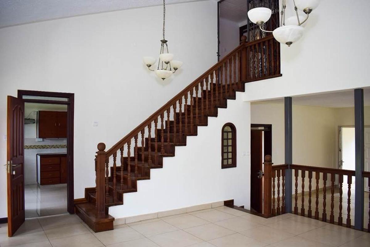 4 Bed Townhouse with En Suite in Muthaiga - 7