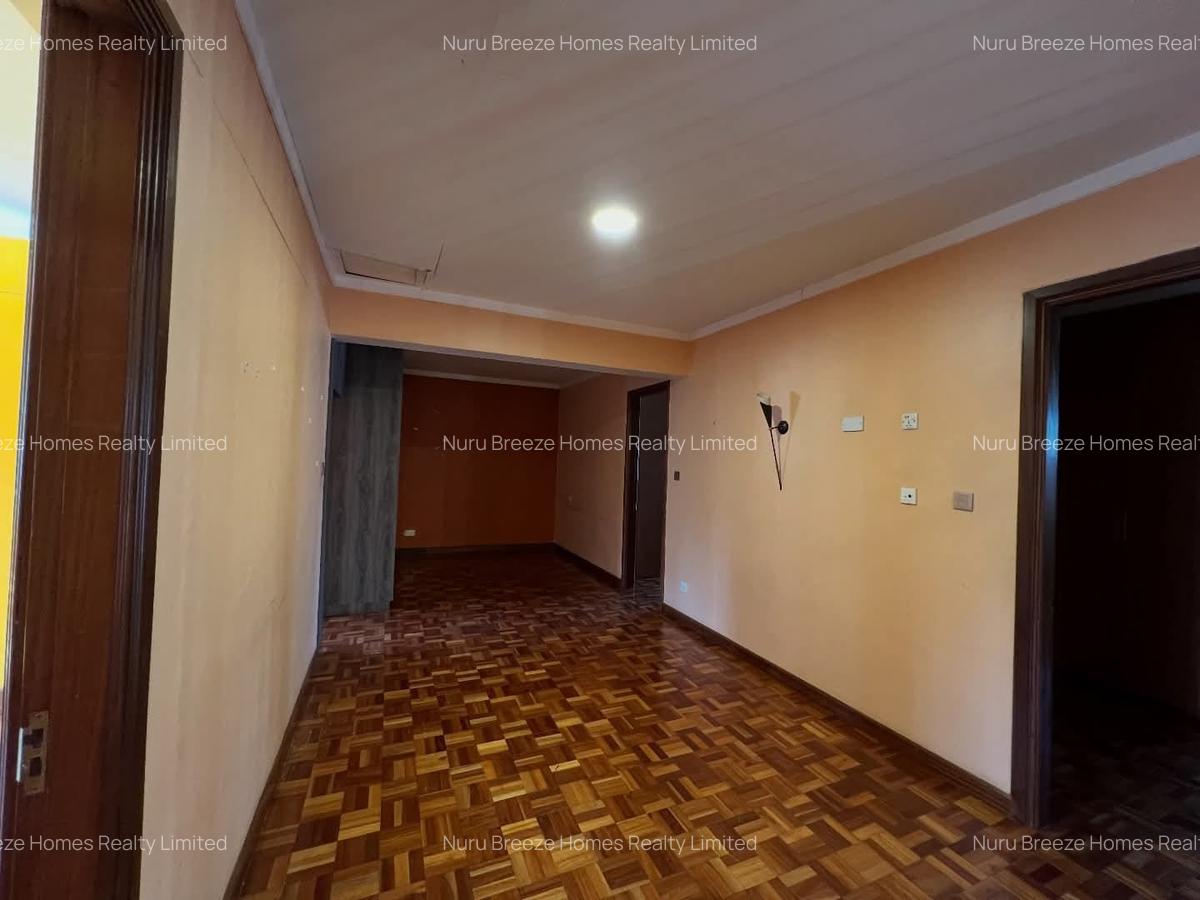 4 Bed Townhouse with En Suite in Westlands Area - 7