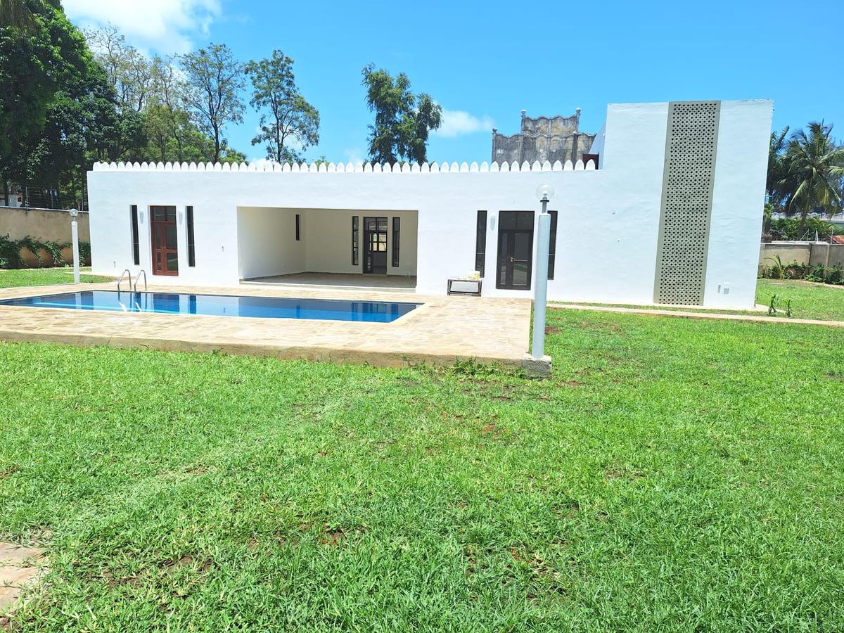 4 Bed Villa at Diani Beach Road - 1