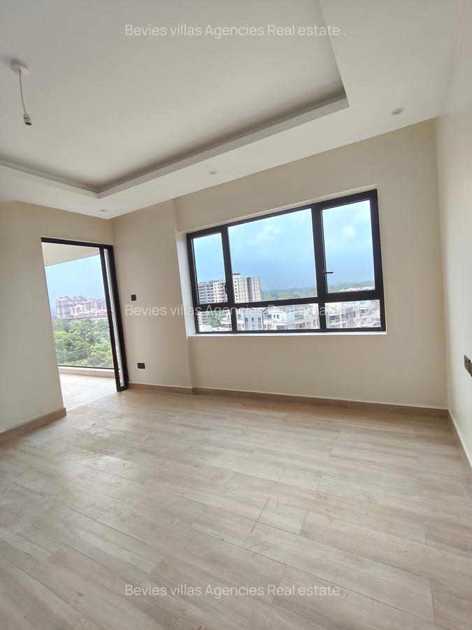 3 Bed Apartment with En Suite at Westlands - 6