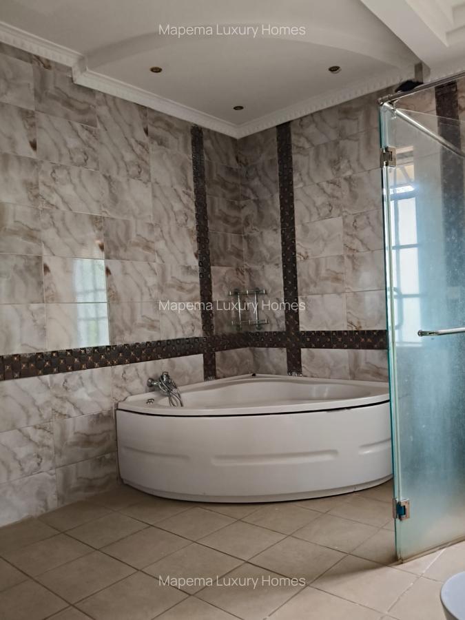 6 Bed House with En Suite at Magadi Road - 8