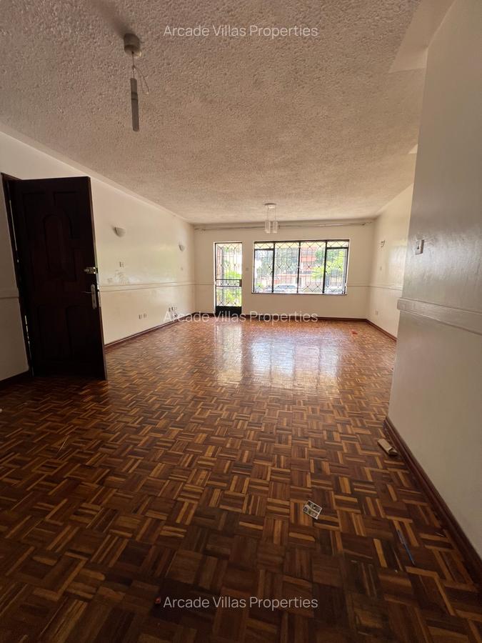 3 Bed Apartment with Swimming Pool in Kileleshwa - 5