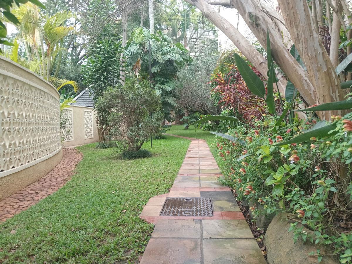 4 Bed Apartment with En Suite in Kilimani - 17