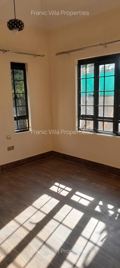 3 Bed House with En Suite at Runda - 5