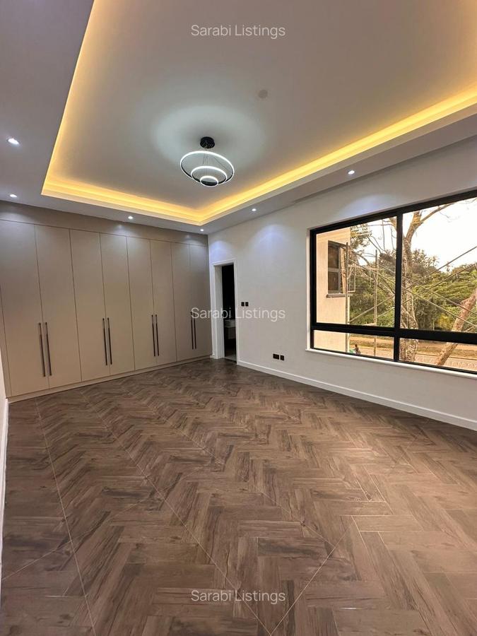 4 Bed Townhouse with En Suite in Lavington - 13