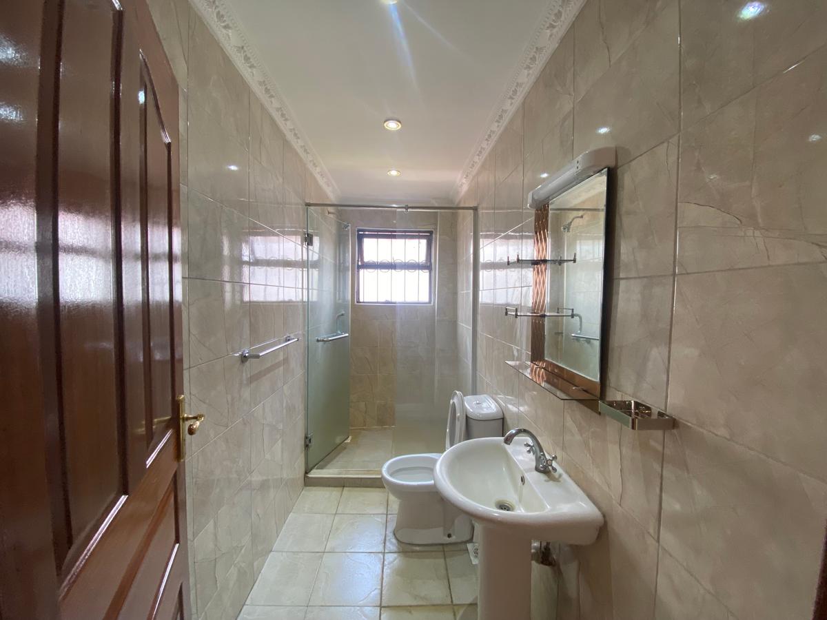 3 Bed Apartment with En Suite in Lavington - 13