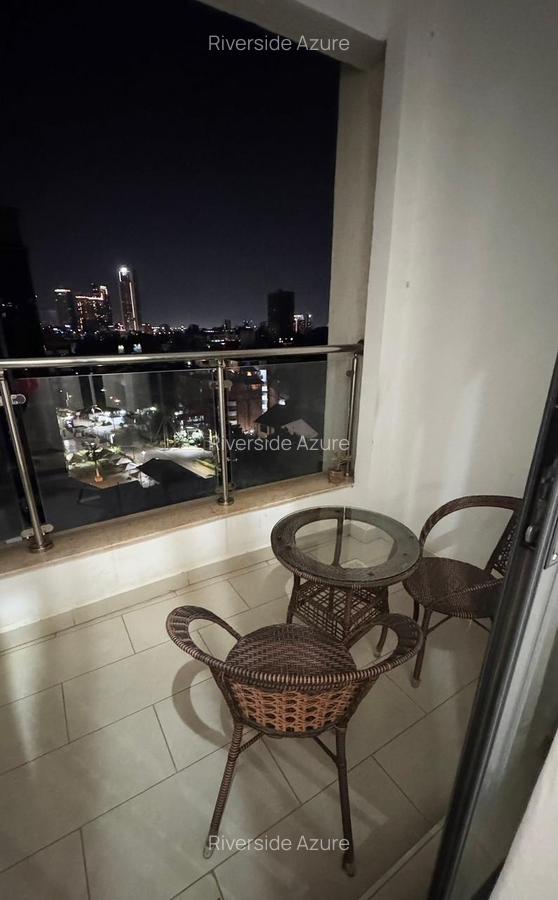 Serviced 3 Bed Apartment with En Suite at Rivers - 3