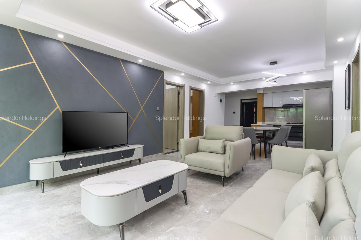 3 Bed Apartment with En Suite in Lavington - 1