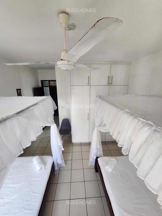 2 Bed Apartment with Borehole at Quick Mart Links Road - 2