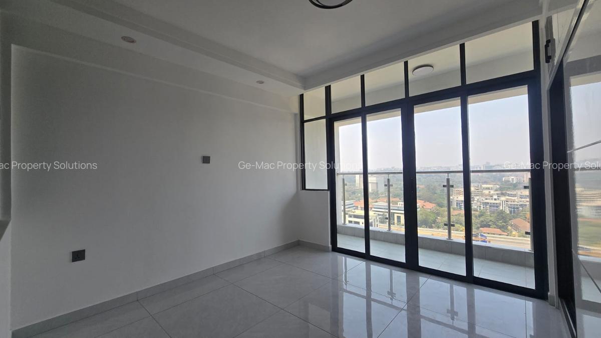 1 Bed Apartment with En Suite in Westlands Area - 3