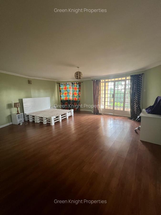 4 Bed Townhouse with En Suite in Loresho - 3